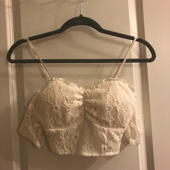 White lace flower crop top off shoulder padding - Picture 1 of 3